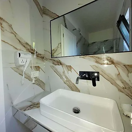 Erandi Hotel